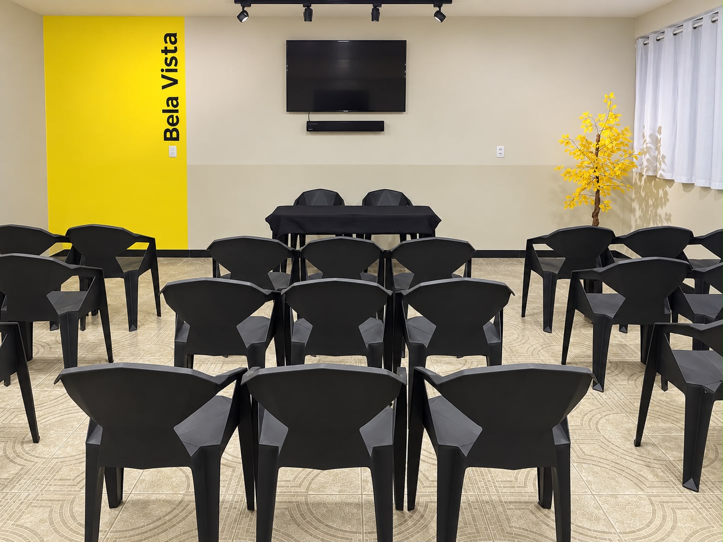 Sala de Reunião e Escritório
